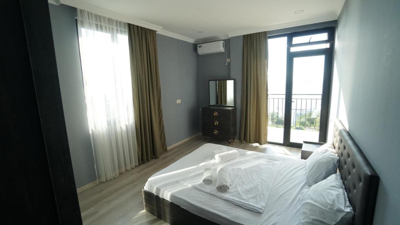 Guest House Etm Makhinjauri Esterno foto